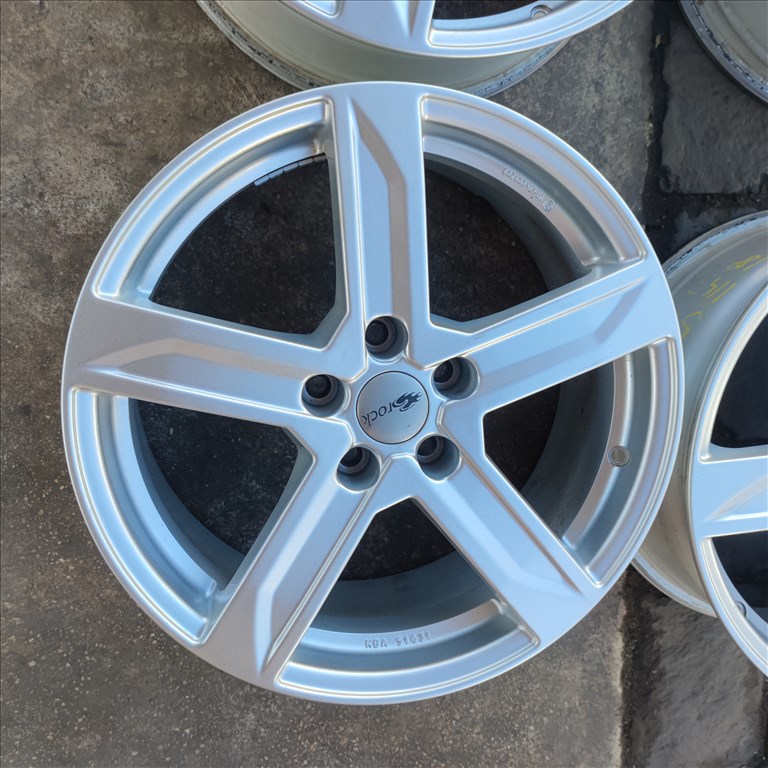 5x114,3 18 Toyota,Suzuki alufelni 155000ft a 4db/75/ 4. kép