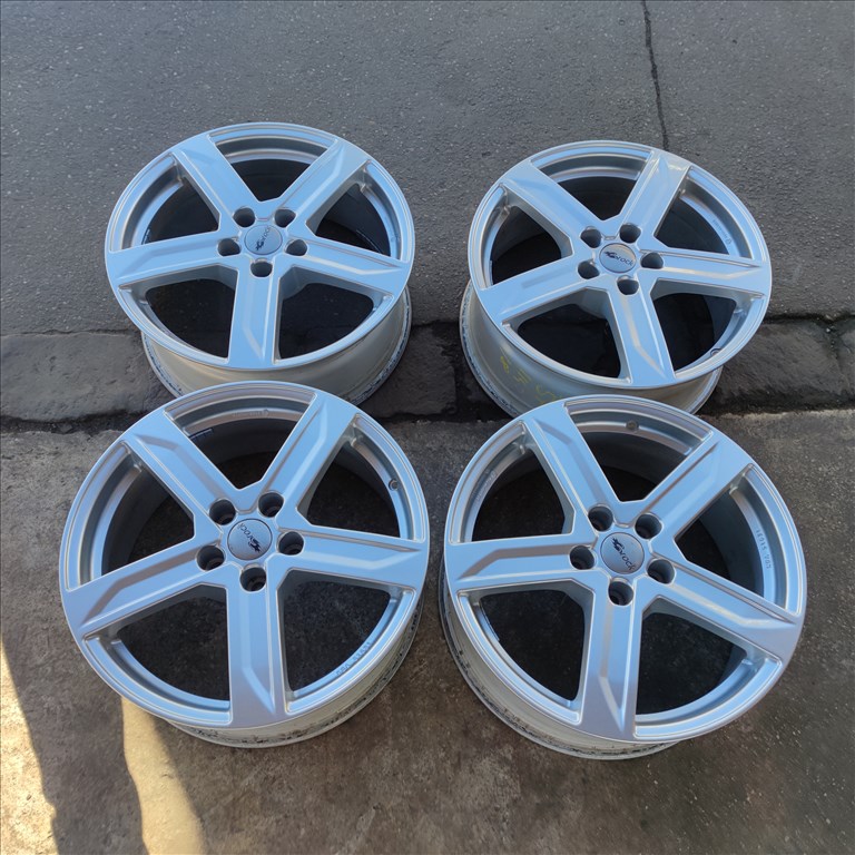 5x114,3 18 Toyota,Suzuki alufelni 155000ft a 4db/75/ 5. kép