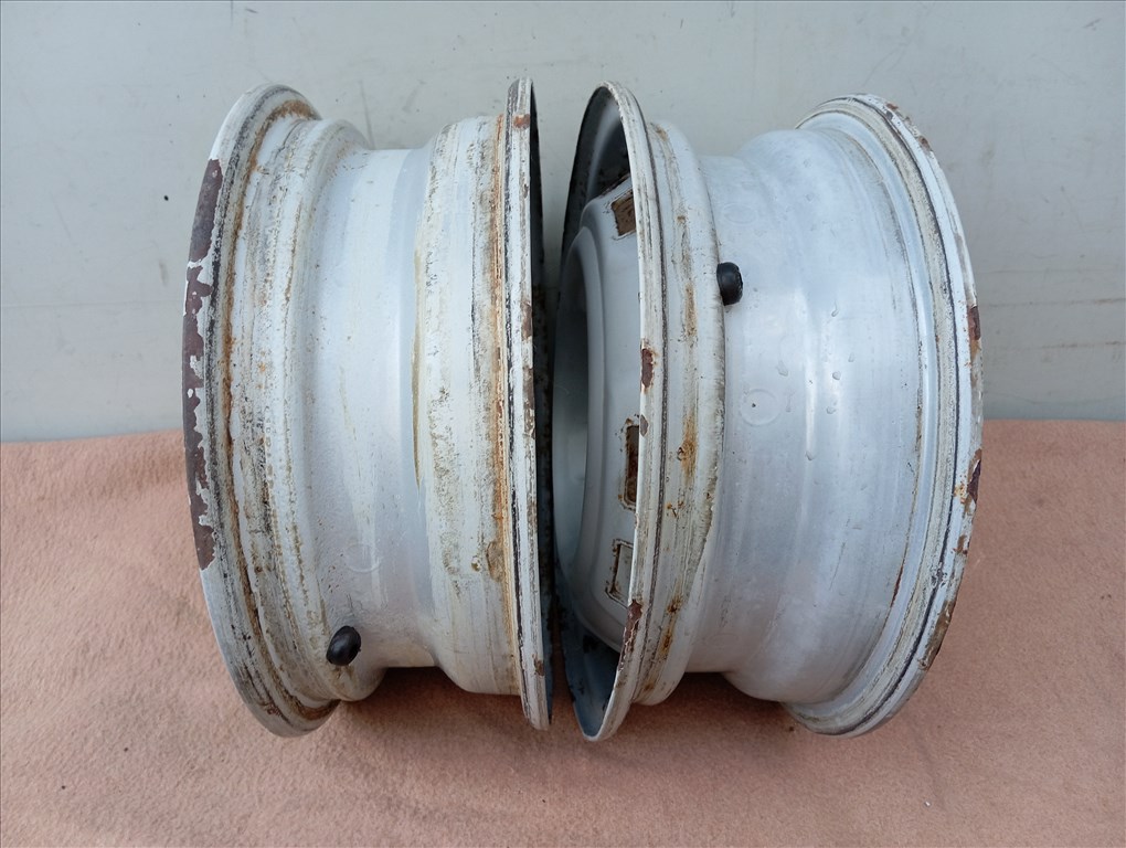 2db 4x98-as Zaztava, Fiat, Lada 13" felni acélfelni 6. kép