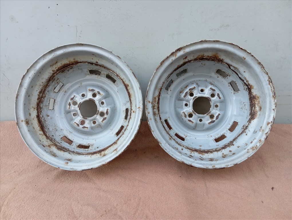 2db 4x98-as Zaztava, Fiat, Lada 13" felni acélfelni 7. kép