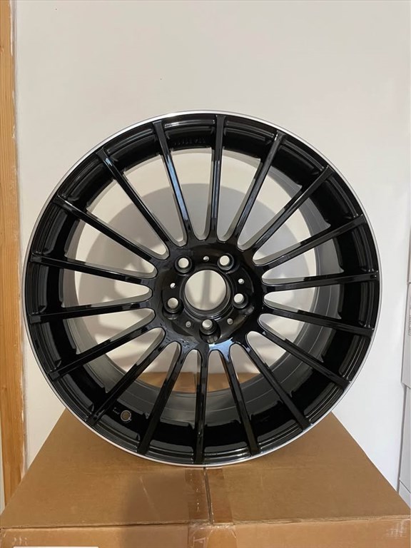  Mercedes Amg Style 19” alufelni 1. kép