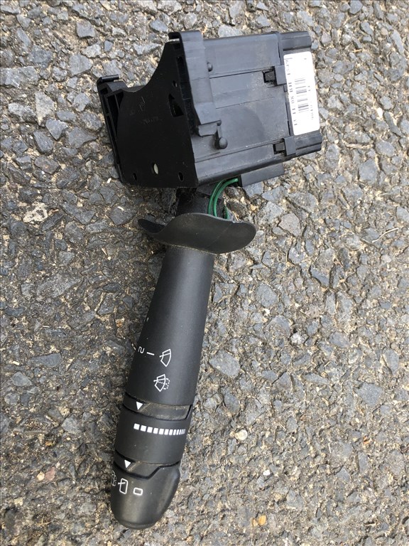 Renault Espace IV bajuszkapcsoló  901057744 2. kép