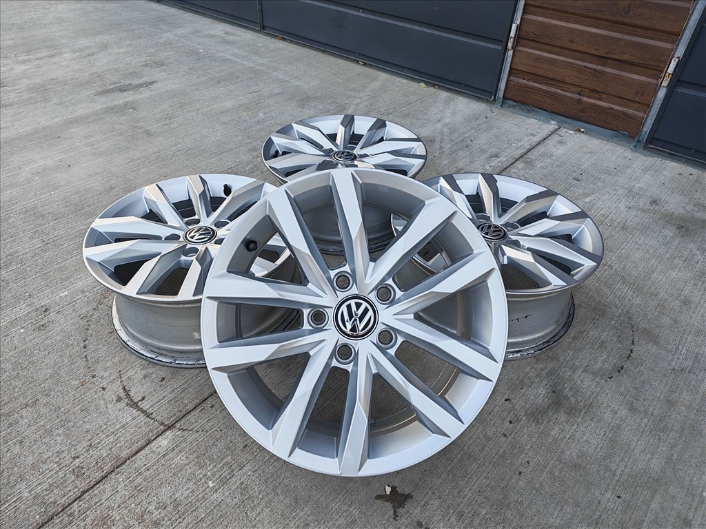 16" 5x112 VW "Sepang" Passat B8 gyári alufelni szett! 1. kép