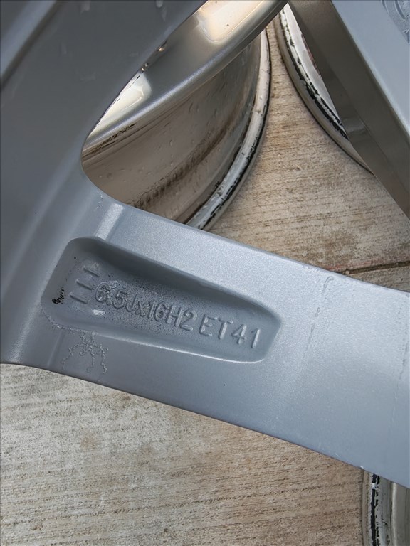 16" 5x112 VW "Sepang" Passat B8 gyári alufelni szett! 5. kép