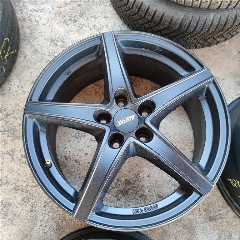 5x114,3 17 toyota hyundai mazda kia alufelni 128000ft a 4db/115/ 1. kép