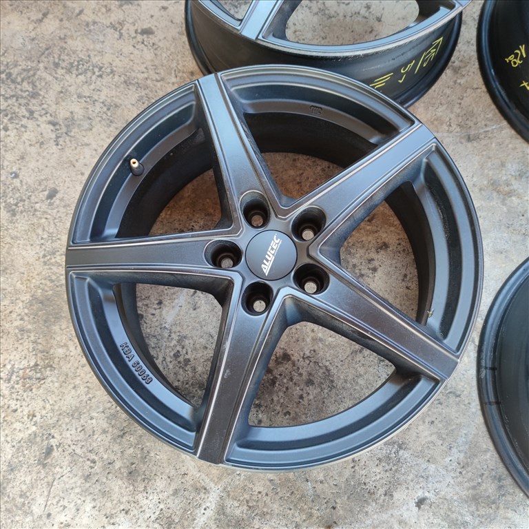 5x114,3 17 toyota hyundai mazda kia alufelni 128000ft a 4db/115/ 4. kép