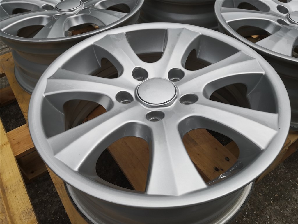 Bmw 1 / 3 -asra Dezent 16-os alufelnik 5x120-as 9. kép