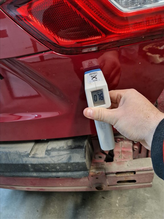 NISSAN QASHQAI (J11) csomagtérajtó  7. kép