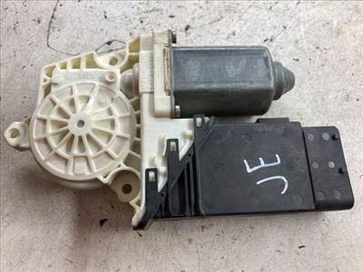 VW BORA Jobb első Ablakemelő Motor