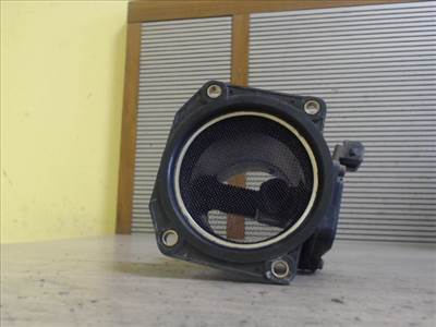 VOLKSWAGEN PASSAT 96.10-00.10 B5 Légtömegmérő 