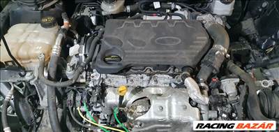 Ford Focus mk4 1.5tdci ztda motor Fűzött motor hengerfejjel 