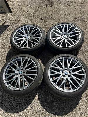  5x112 lyukosztású 20" újszerű Aez alufelni, rajta 275/35 használt Continental nyári gumi gumi 