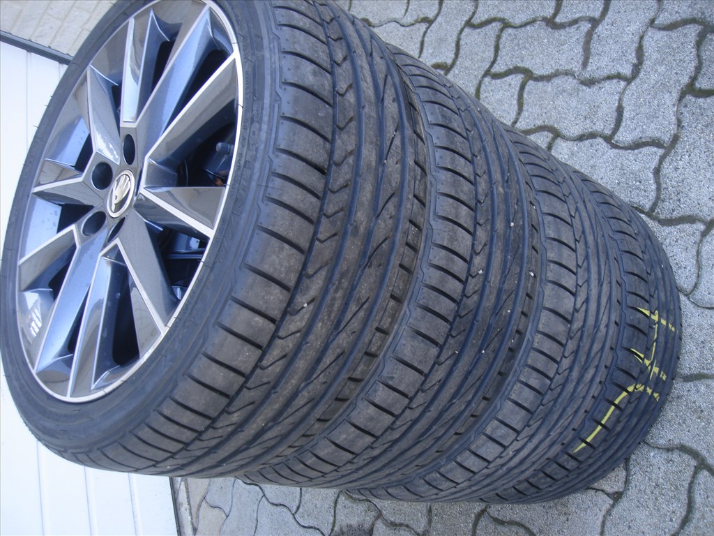 5X100 17-es Skoda Rapid Scala Fabia Rapid Gyári Alufelni 4. kép