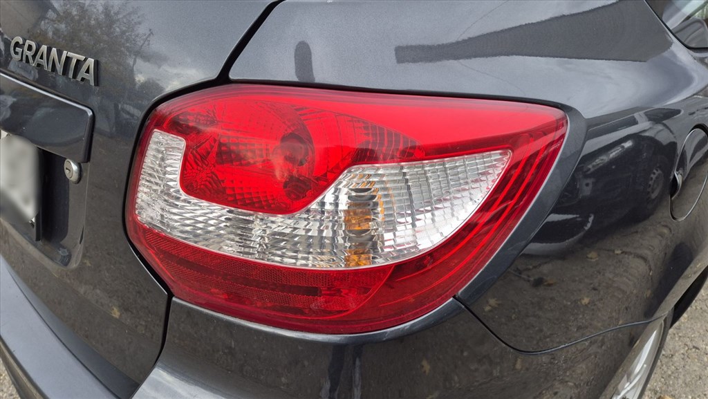 Lada Granta Lámpa jobb 1. kép