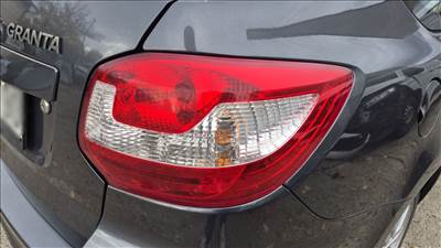 Lada Granta Lámpa jobb