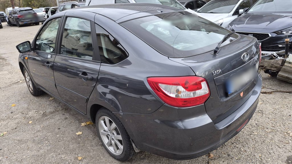 Lada Granta Lámpa jobb 5. kép