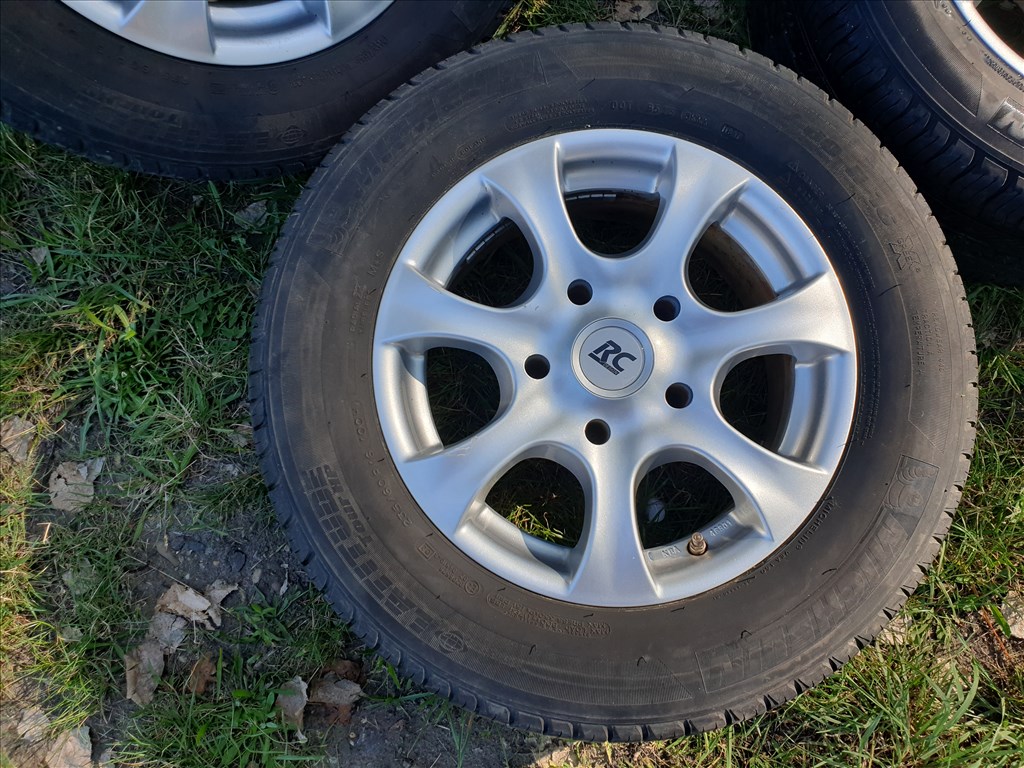 16" 5x139,7 Suzuki Vitara 4. kép