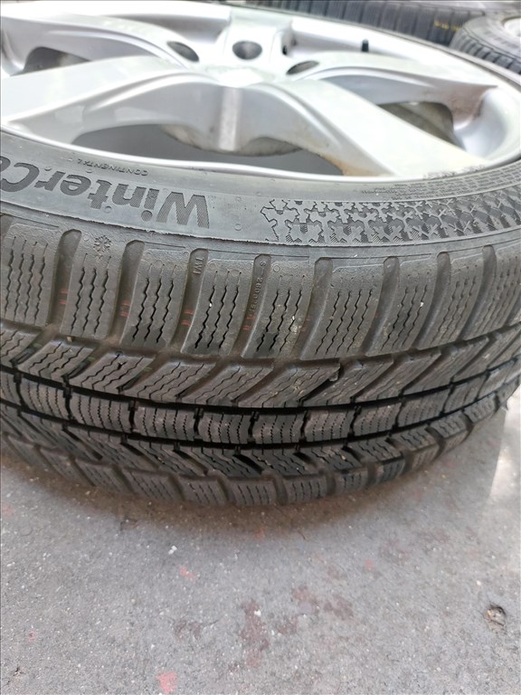  18" újszerű Dezent alufelni, rajta 225/40 újszerű Continental téli gumi gumi  5. kép