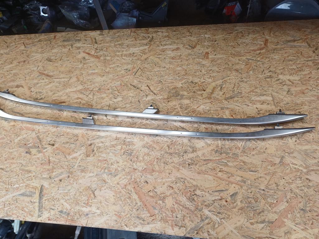 Audi A4 B7 Avant  (2004-2008) Tetősín Pár  7. kép