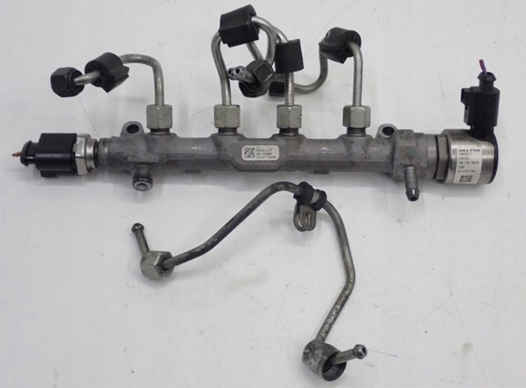 Skoda Octavia IV 2.0 TDI railcső, nyomásszabályozó szelep 04l130764b 05l130089h 04L130764B 05L130089H 1. kép