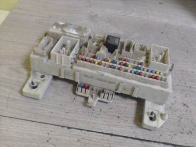 FORD C-MAX 03.06-07.03 Biztosítéktábla BCM BSI BSM SAM GEM modul 