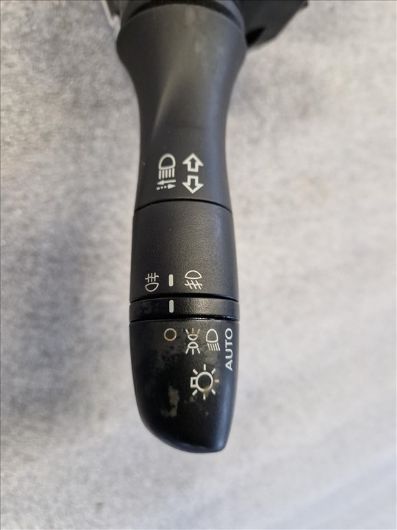 NISSAN QASHQAI (J11) kormánykapcsoló  4. kép