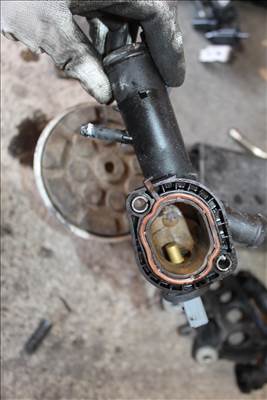 Volkswagen Polo (6R) 2009-2014 1.2D CFW termosztátház  03l121131f