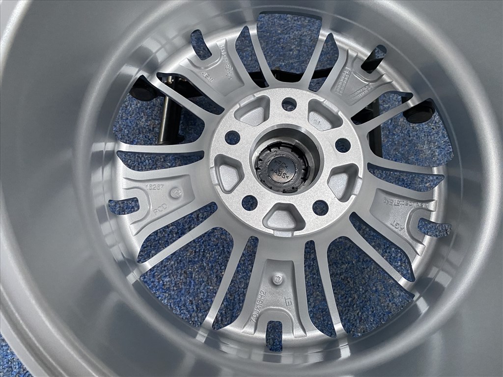 Carbonado 16 új alufelni felni, 5x114,3, Kia Hyundai Suzuki  (3835) 2. kép