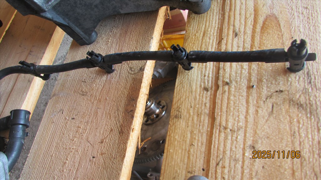 Audi A4 (B8 - 8K) 2.0 TDI quattro résolajcső 1928301101 1. kép