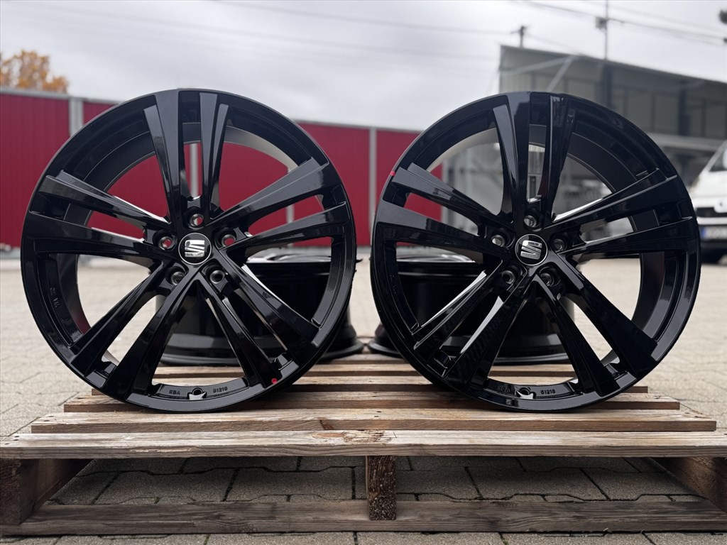 R20 5x112 Original Seat ABRERA - 8J ET45 SE028020 MP671 új alufelnik felnik 20" 20col 4. kép