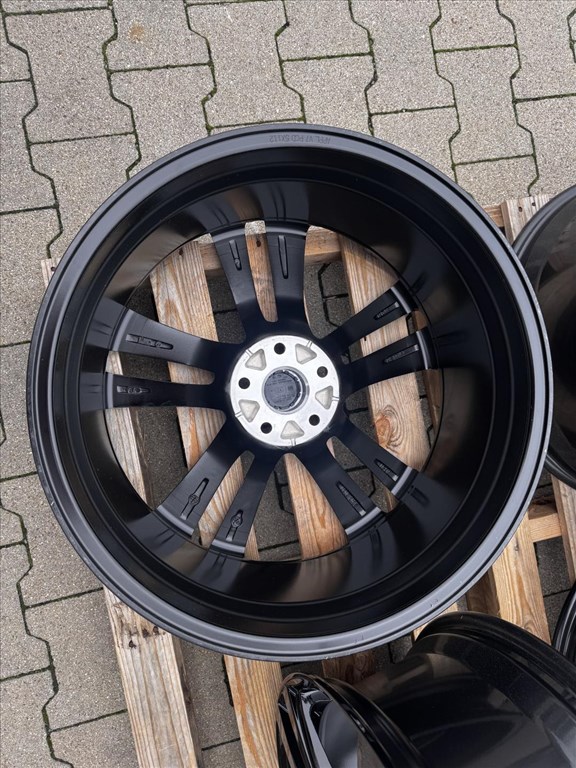 R20 5x112 Original Seat ABRERA - 8J ET45 SE028020 MP671 új alufelnik felnik 20" 20col 6. kép