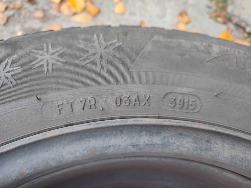 Eladó Michelin alpin5 tèligumi szett felnivel 205/60 R16 5. kép