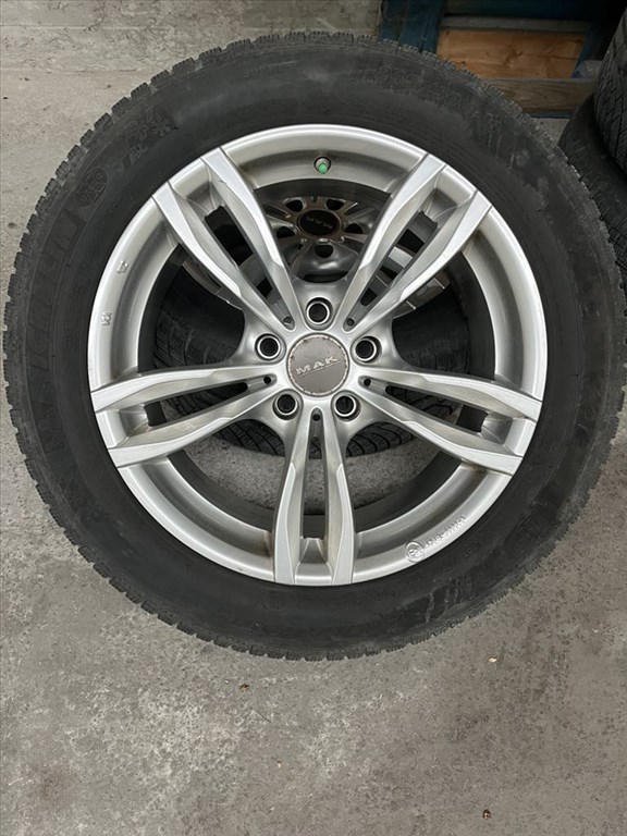  18" újszerű Mak alufelni, rajta 245/50 újszerű Michelin téli gumi  1. kép