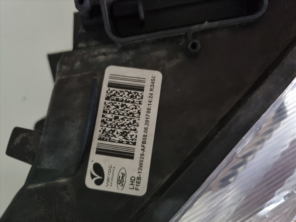 Ford Focus Mk3 (2014-2018) Jobb első fényszóró F1EB-13W029-AFB 2. kép