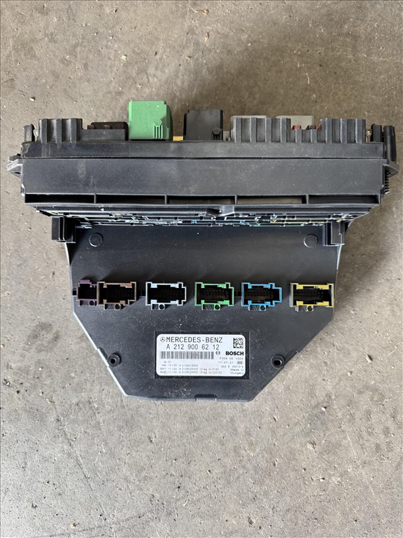 Mercedes E osztály biztosíték biztosítéktábla  1. kép