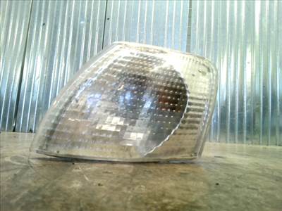 VOLKSWAGEN PASSAT 96.10-00.10 B5 Bal első irányjelző