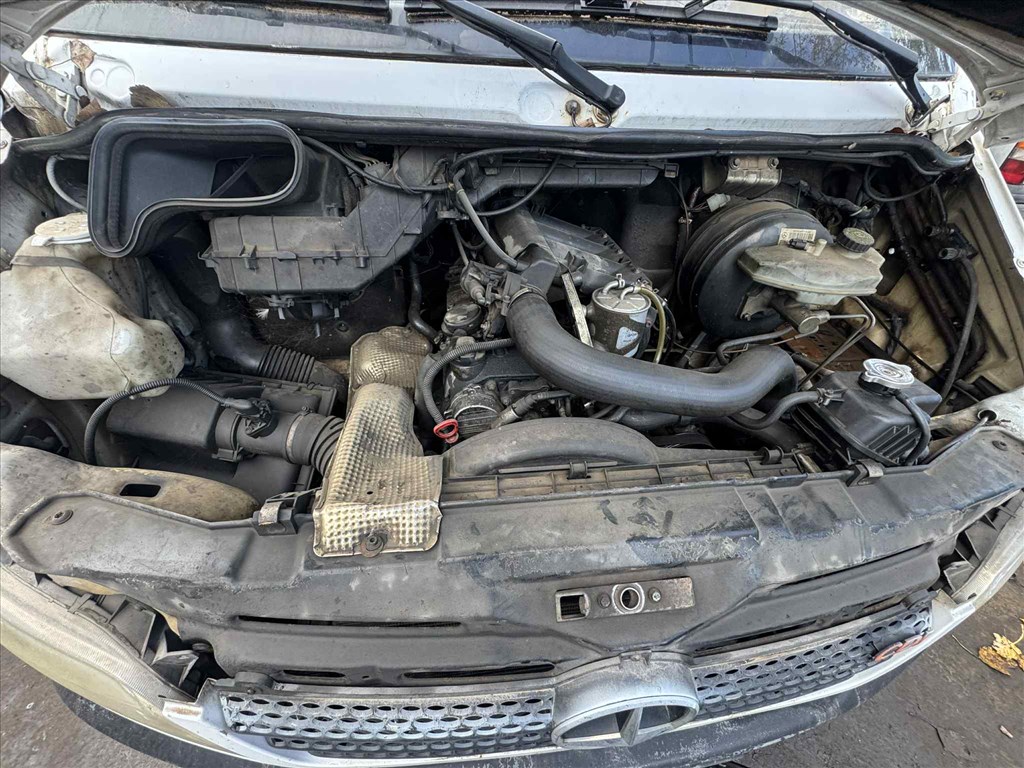 Mercedes Sprinter 208 CDI -61198- bontott alkatrészei 5. kép