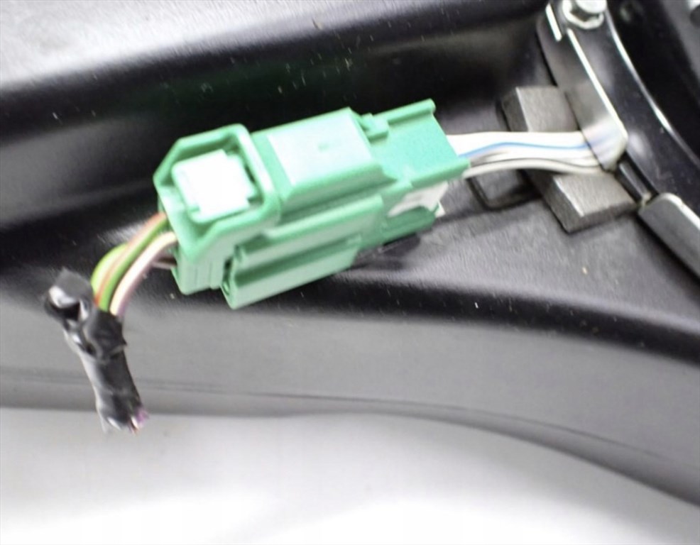 Ford Mondeo Mk5 gyári mélynyomó DS7T-19A067-AA 2. kép