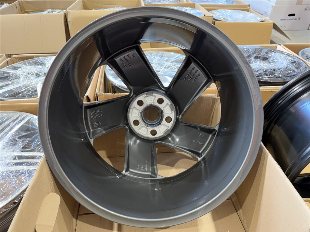 R22 original Land Rover 9.5J ET45 - MY42-1007-JA / MY42-1007-DA  2db alufelni felni 15. kép