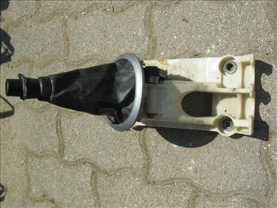 Suzuki Swift IV váltókulissza 