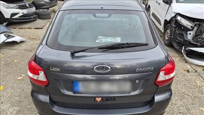 Lada Granta Csomagtérajtó Üveggel