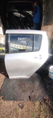 Suzuki Swift IV Bal hátsó ajtó 