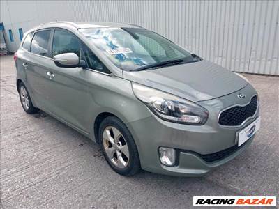 Kia Carens (RP) bontott alkatrészei