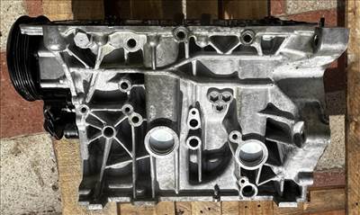 Volkswagen Golf VII, Skoda Octavia III, Audi A3 (8V) 1.2 TSI CJZ motorblokk 04e103011cm