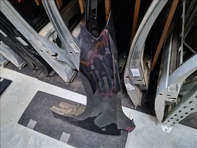 Volkswagen Golf VII bal első sárvédő LC9X színkóddal (25957)