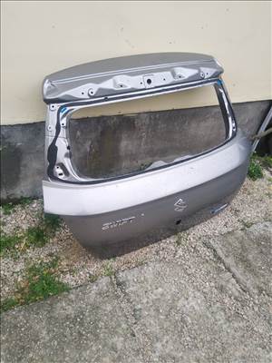 Suzuki swift csomagtér ajtó
