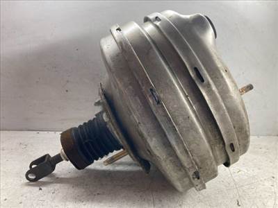 BMW 5 E60 Fékrásegítő