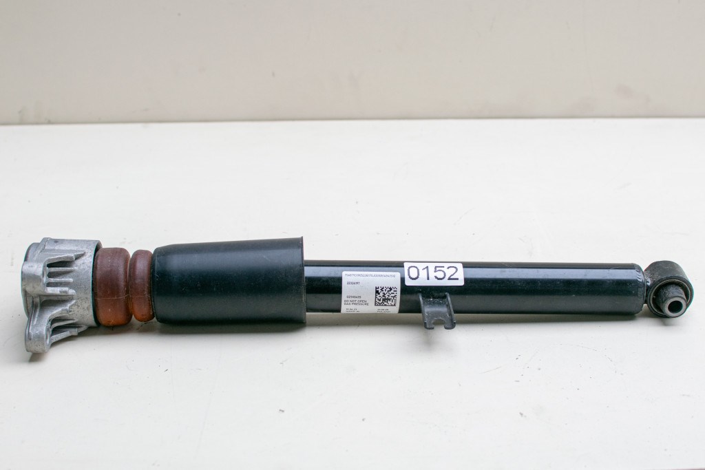 BMW 2er G42, 3er G20-G21-G28 LCI, 4er G22-G23-G26 LCI, i4 G26 Gran Coupé LCI, Z4 G29 lengéscsillapító 1. kép