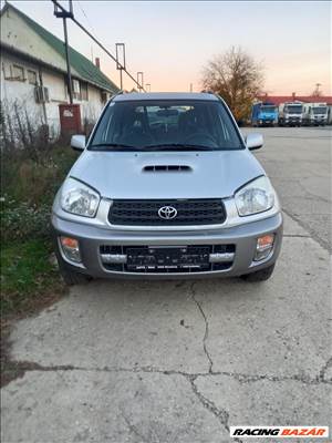 Toyota RAV4 (XA20) bontott alkatrészei