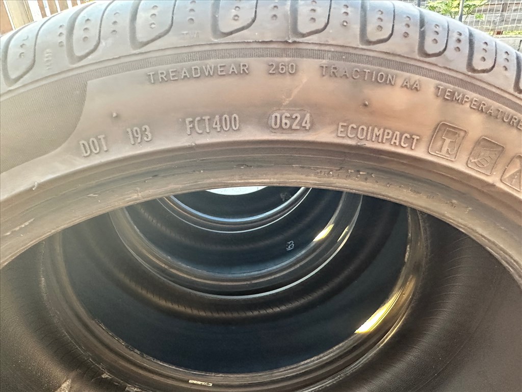  235/4019" használt Pirelli nyári gumi gumi 5. kép